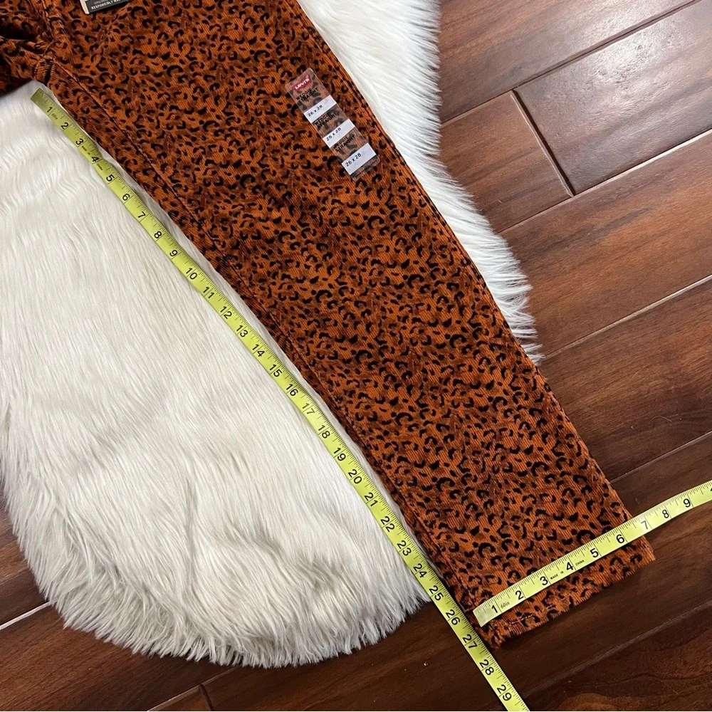 Levi's Size 26 Leopard Ginger Corduroy Wedgie Straight Pants‎ - Picture 6 of 11